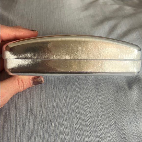 Bobbi Brown +2.50 Black/Gray Readers with Silver Case & Cloth Bag, good cond. - Picture 10 of 12